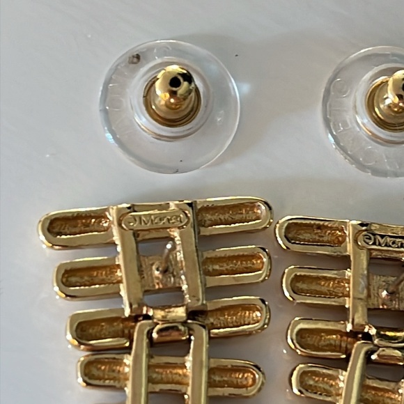 Vintage Monet Articulated Gold Tone Pierced Statement Earrings 80s 90s - Picture 6 of 10
